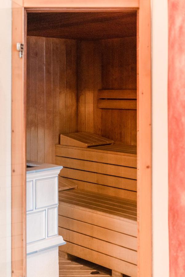 Hotel Kirchenwirt Dobbiaco Kültér fotó